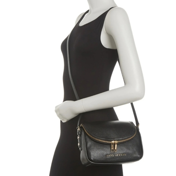 🆕️🍀MARC JACOBS🍀 The Groove Leather Mini Messenger Bag - Picture 3 of 16